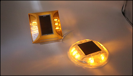 tachas solares aluminio