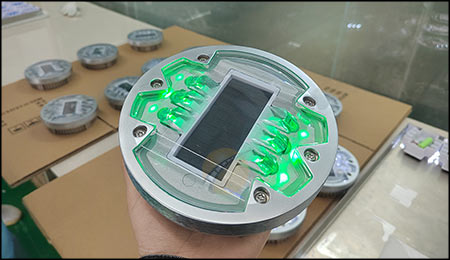 tacha vial solar led