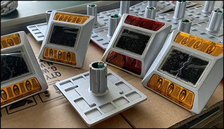 tachas solares aluminio A6