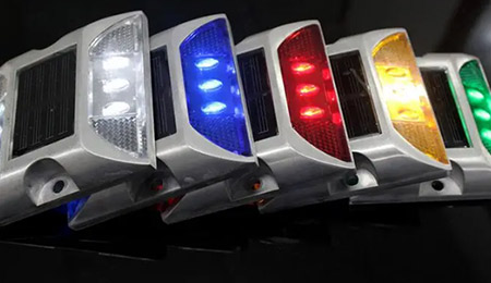 solar road stud markers