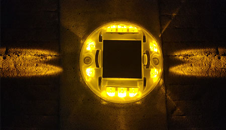solar road studs