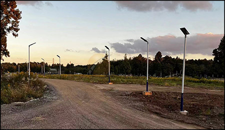 farolas solares en carreteras